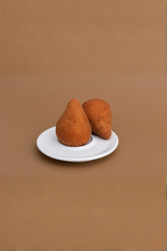 COXINHA DE FRANGO GRANDE