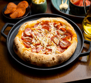 PIZZA DE PEPERONI