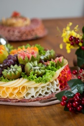 TÁBUA DE FRIOS P/ 10 PESSOAS